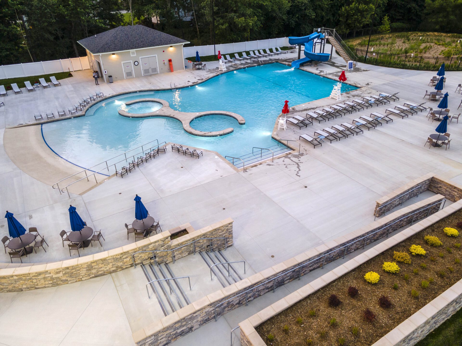 Woodlake Community Pool Complex